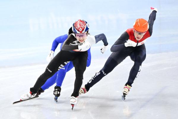 奥运会女生运动项目有哪些(北京冬奥会｜短道速滑女子1500米：韩国选手崔敏静夺冠 韩雨桐获第七名)