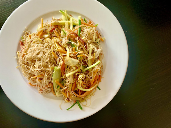 三丝炒米粉(做法简单零失败的三丝炒米粉)