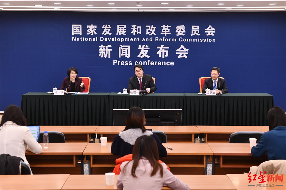 共同富裕意味着可以“躺平”？国家发改委回应：要靠共同奋斗