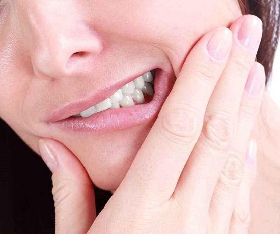 牙龈肿痛一招教你自愈，做好这4点，牙龈轻松自愈？