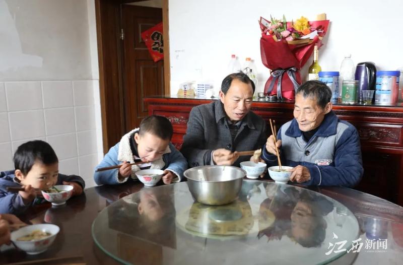 孤寡老人的故事