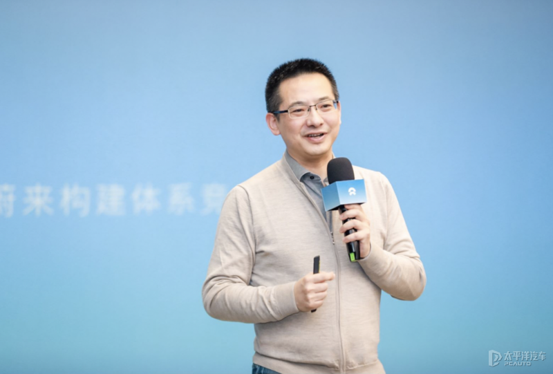 蔚来反向入局造手机 格局打开还是路子走窄