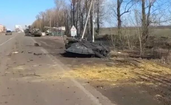 �۲�����һ�ܾ��������ڳ�ͻ�ľ������������ͼ����ص�