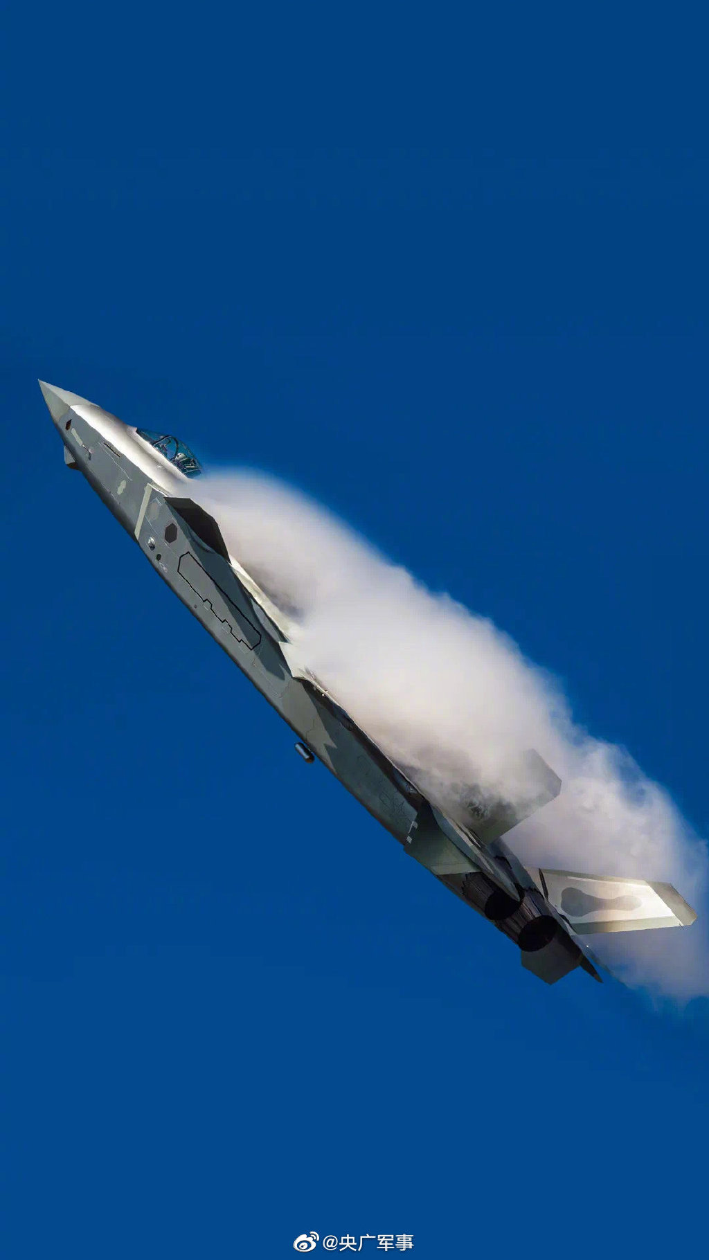 ��Ӫ��Ӳ����̧ͷ