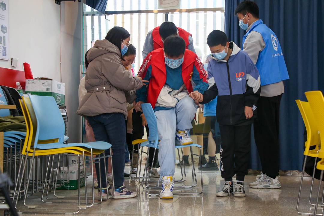 学雷锋纪念日 他们用一场趣味活动引导儿童青少年向上向善