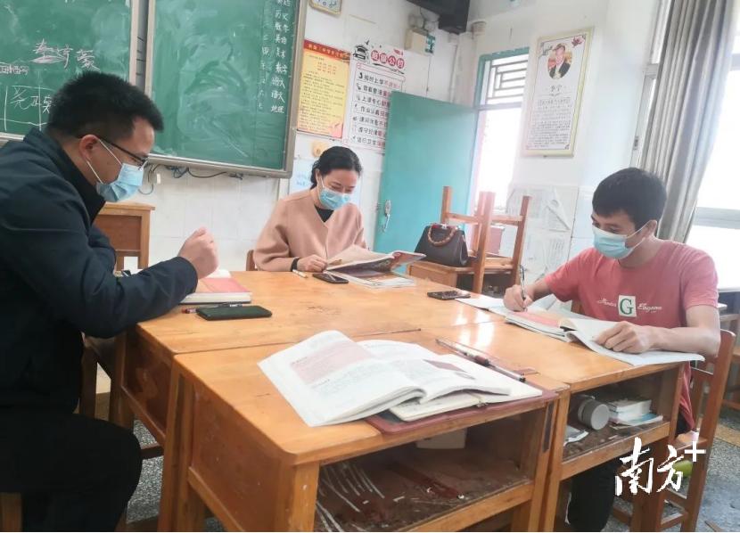 常平振興中學(xué)：線上線下忙教研(圖4)