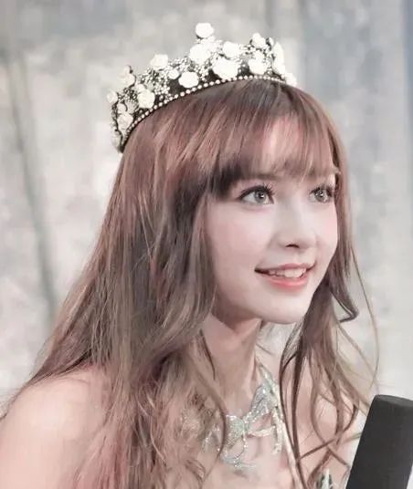 全网都在让她“变回来”，现在的她为什么不灵了？