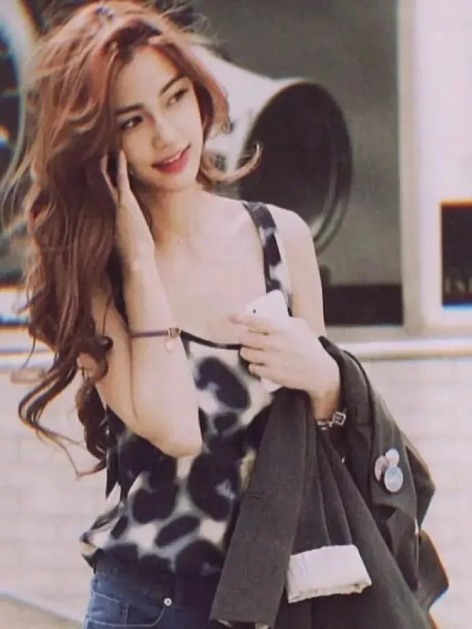 全网都在让她“变回来”，现在的她为什么不灵了？