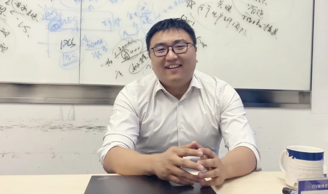 人工智能，正在渗入齿轮、火苗与刀锋