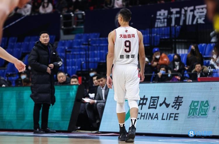 cba为什么要12进8(自18-19赛季CBA季后赛改制以来 广东首次参加12进8淘汰赛)