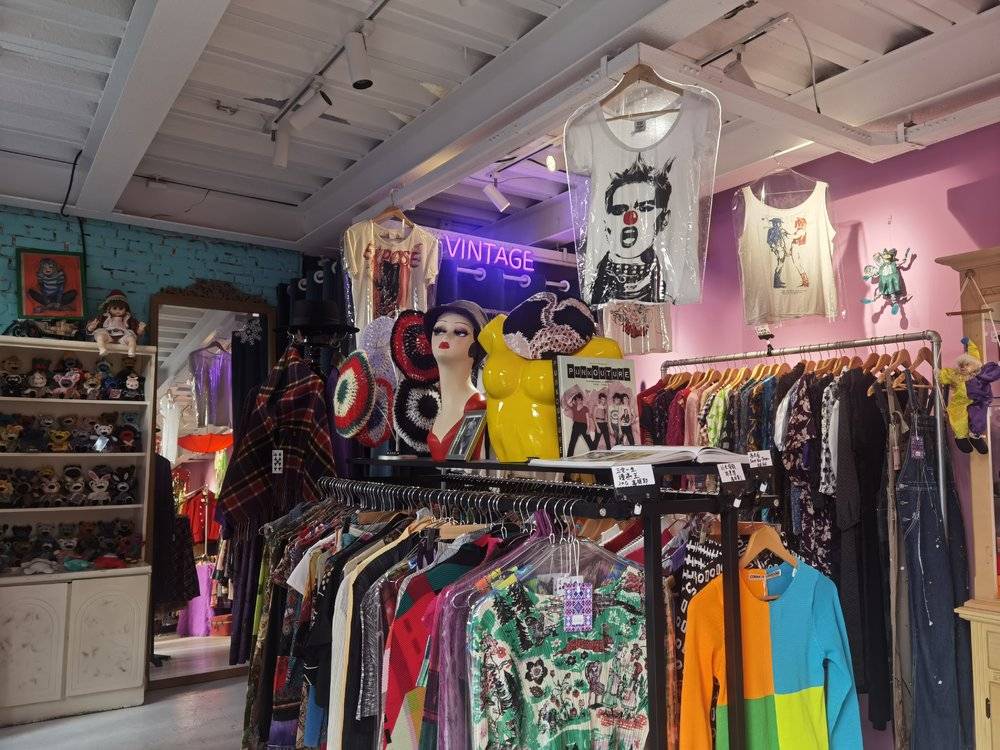 三个中国女孩泰国幻想漂流