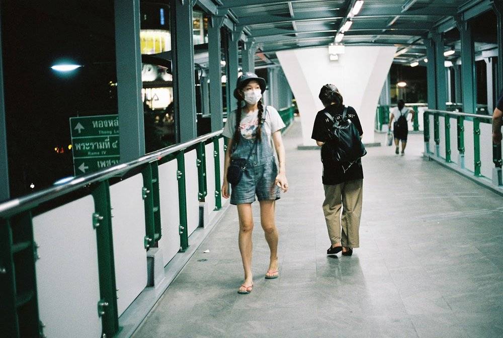 三个中国女孩泰国幻想漂流