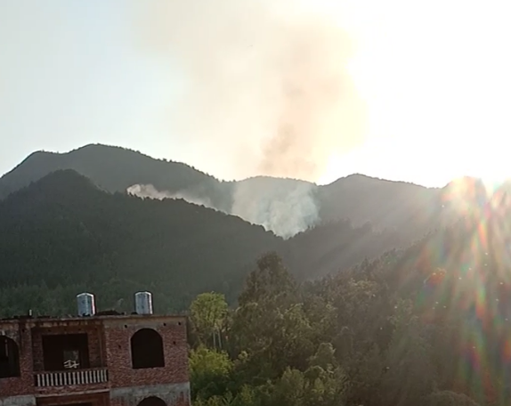 ����һ��ɲ��˾�ɽ������������������ƽʱ���������渺��