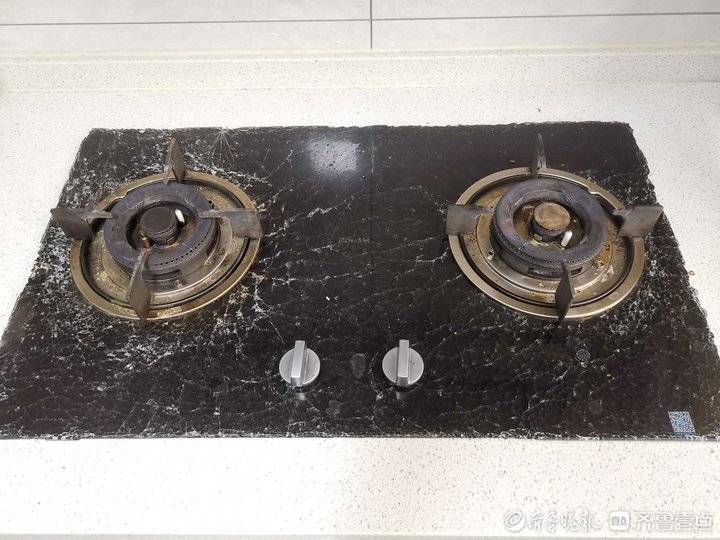 3·15在行动|济南一市民家燃气灶玻璃面板突然爆裂，老板电器：是人为原因，非产品质量问题