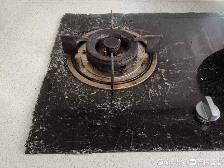 3·15在行动|济南一市民家燃气灶玻璃面板突然爆裂，老板电器：是人为原因，非产品质量问题