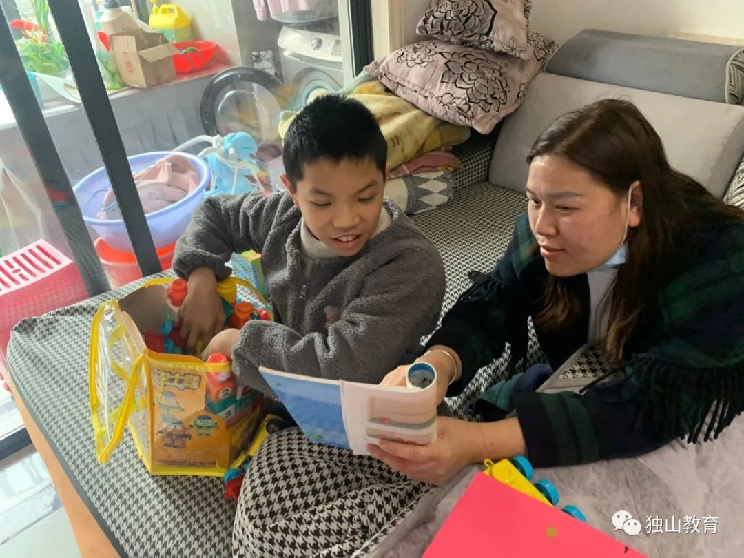 ů�ģ���һСѧ�ͽ����ż��н�������