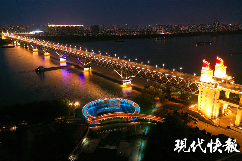 上新网红打卡点！南京长江大桥边亲水圆环景观桥即将开放