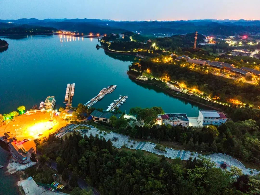 形容绵阳仙海的优美句子_逛逛句子网