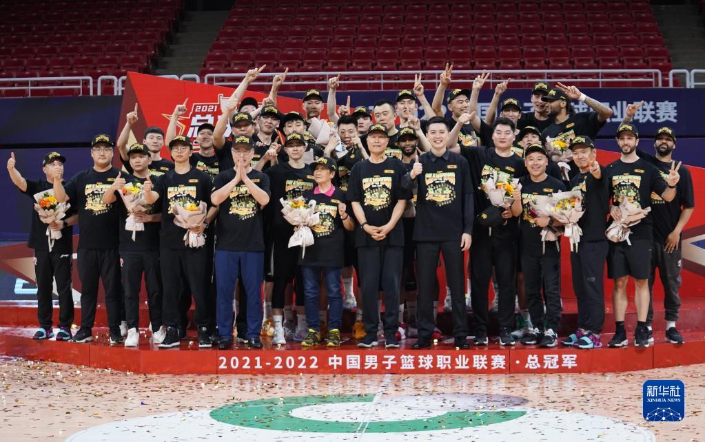 2019cba哪个队冠军(辽宁横扫广厦时隔4年再度问鼎CBA总冠军)