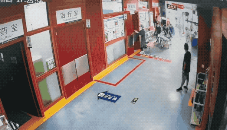 生死瞬间！“这是刻在DNA里的吧…”