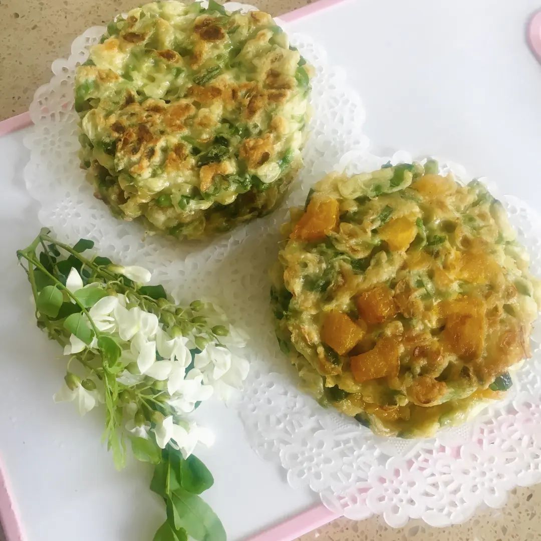 洋槐花饼的做法教程（教你做唇齿留香的洋槐花饼）