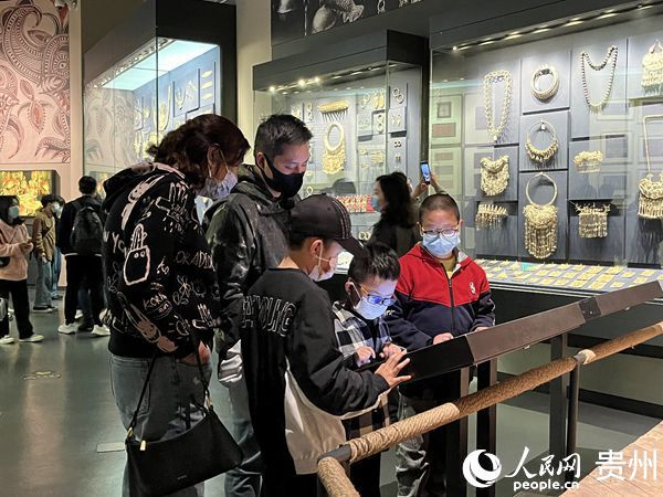 贵州：“五一”小长假 博物馆掀起旅游热
