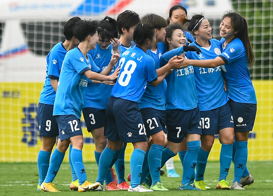（体育）足球——女超联赛：江苏无锡女足胜上海农商银行