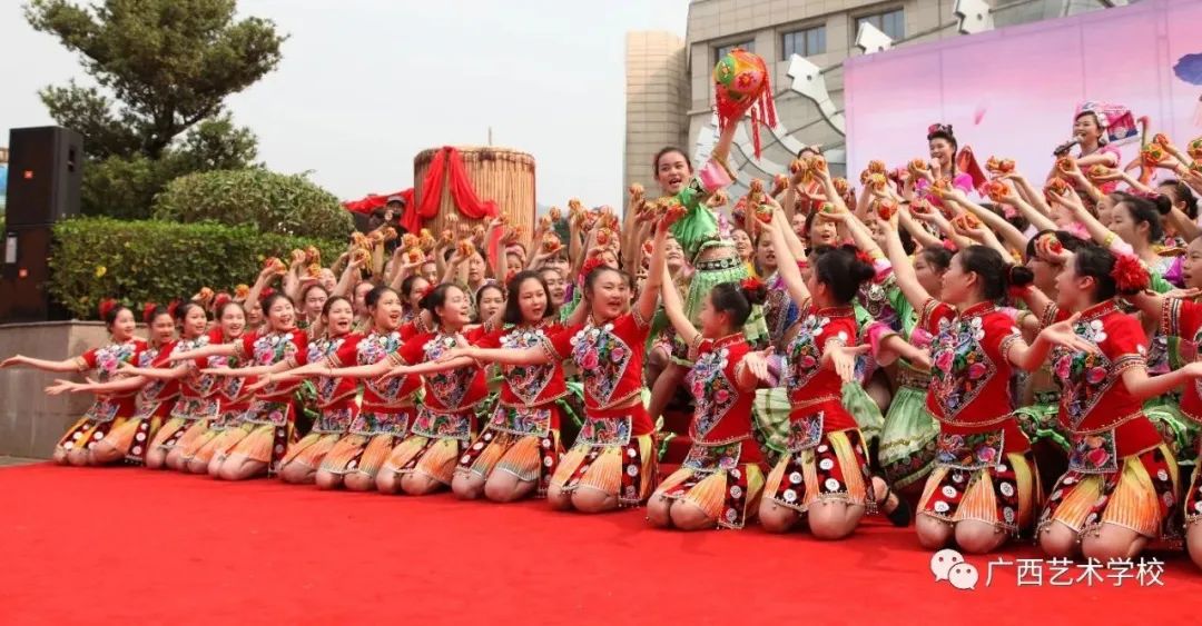 2022年广西艺术学校招生简章