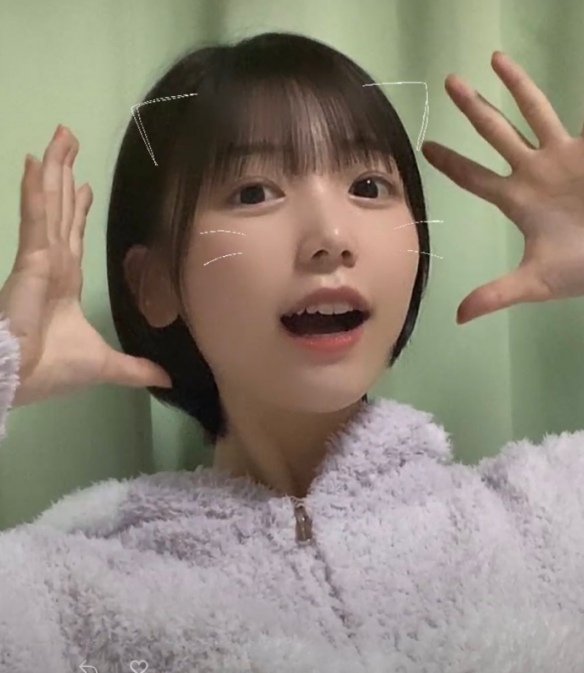 清新笑容很动人！气质空灵偶像少女船井美玖美照赏
