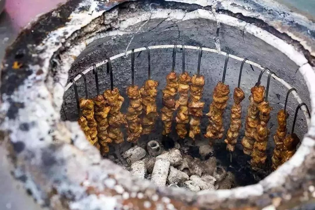 “妈妈，我想带您看看新疆的美景”