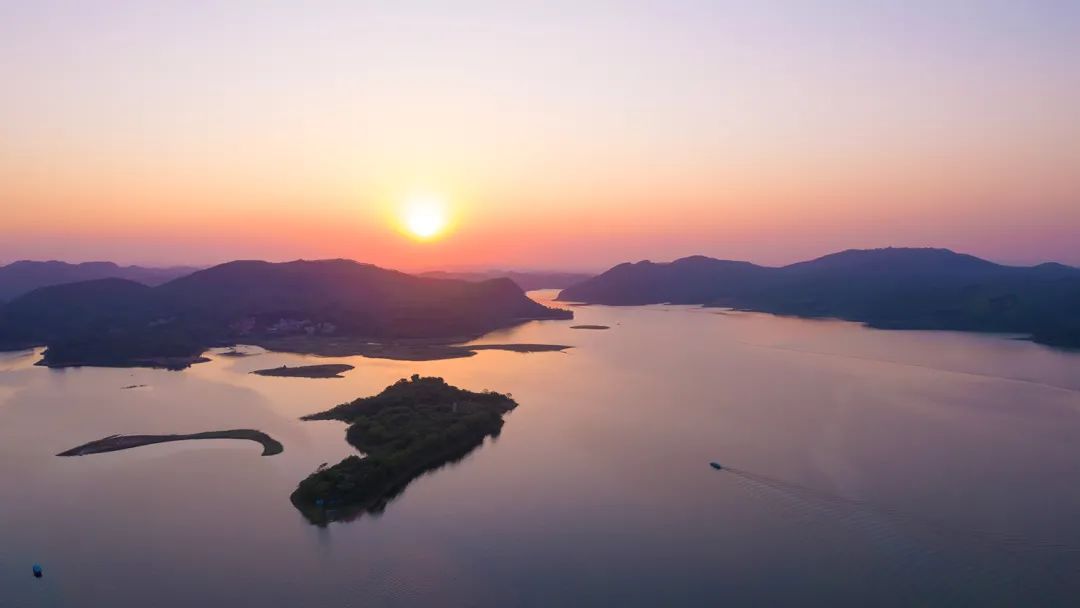 端午节放假安排来了，广西这些治愈系风景，在等着与你相遇