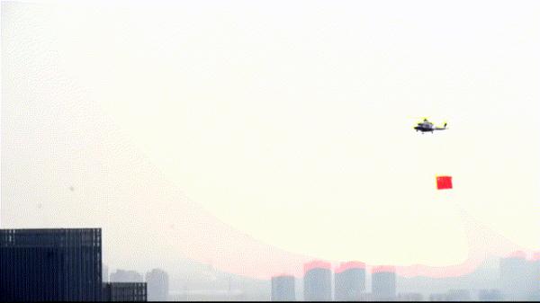 这对警察兄弟,是真帅