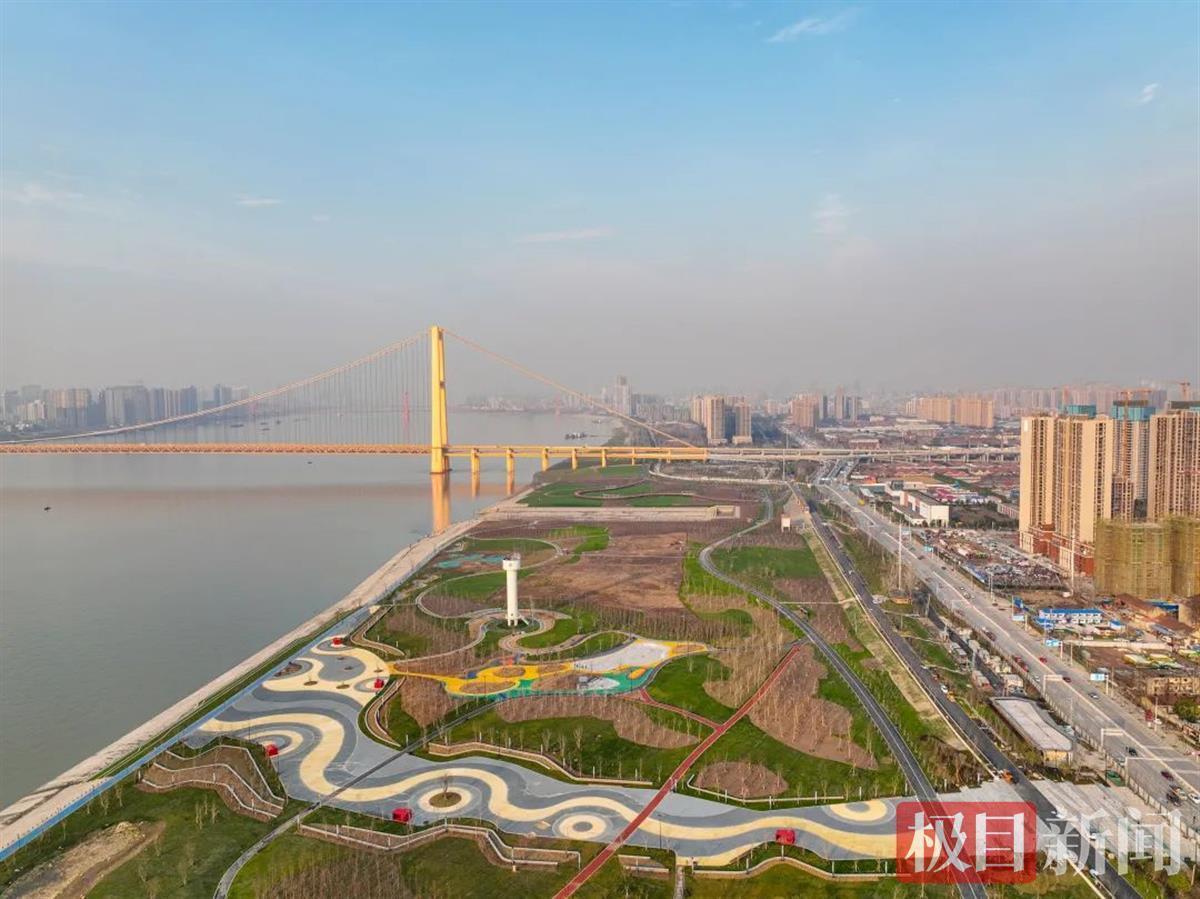 两江四岸景观将大变样：武汉正全力打造百里长江生态廊道