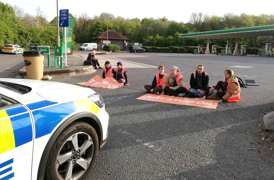 Ӣϴ򼤽ʾѿˣѽӢġ㡱С