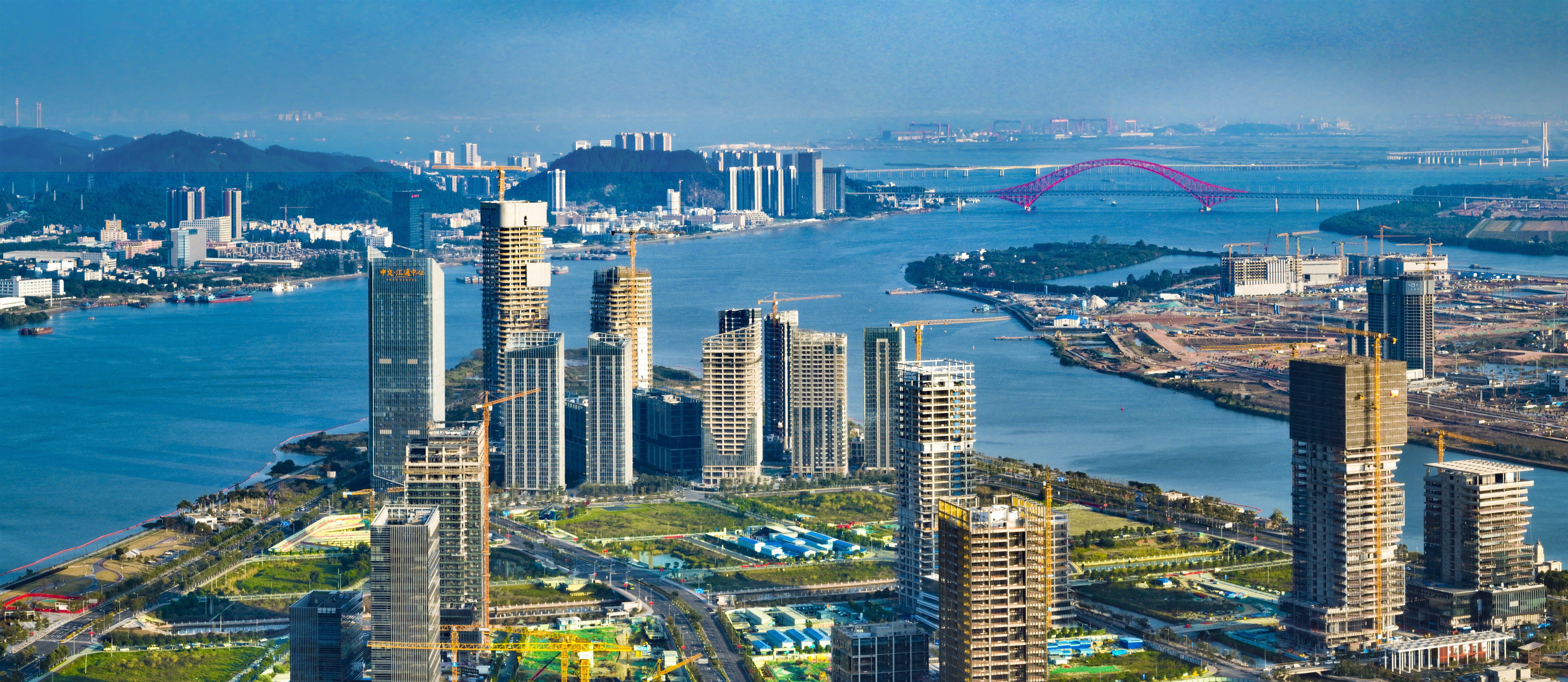 也正是随着粤港澳大湾区建设走向纵深,让人们观察南沙的视角彻底改变.