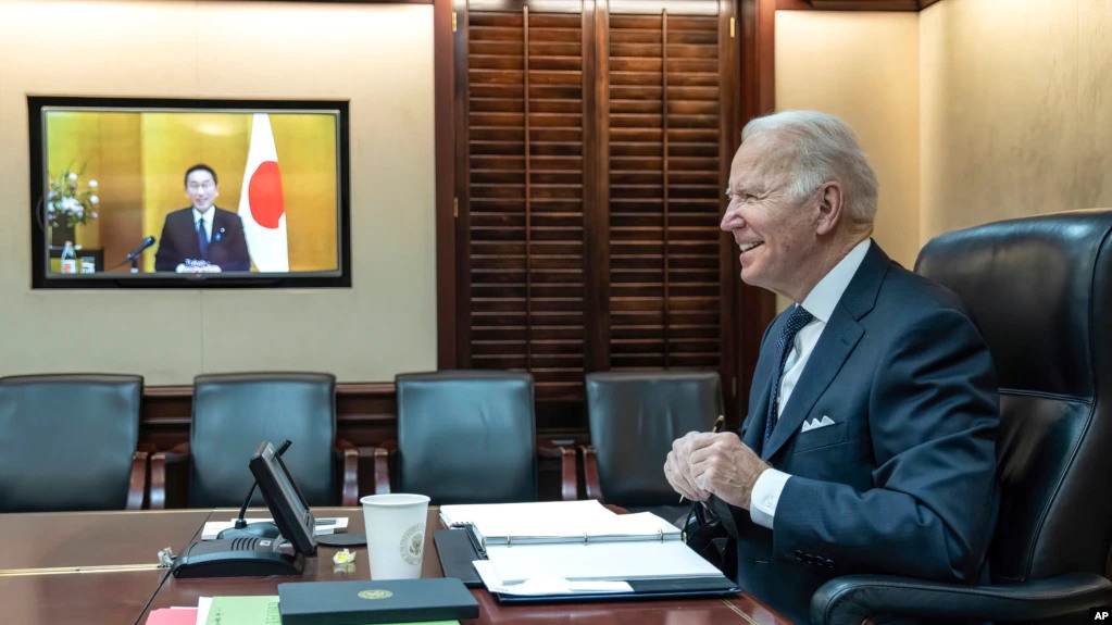 �ɴ����꣺���������£���ձ���ӦäĿ���롰�ı߻��ơ�