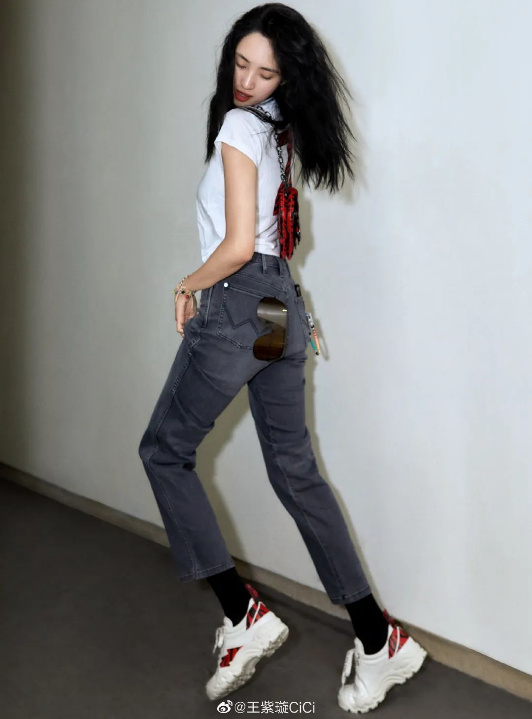 从小神婆到浪姐,穿搭教科书王紫璇终于被发现了