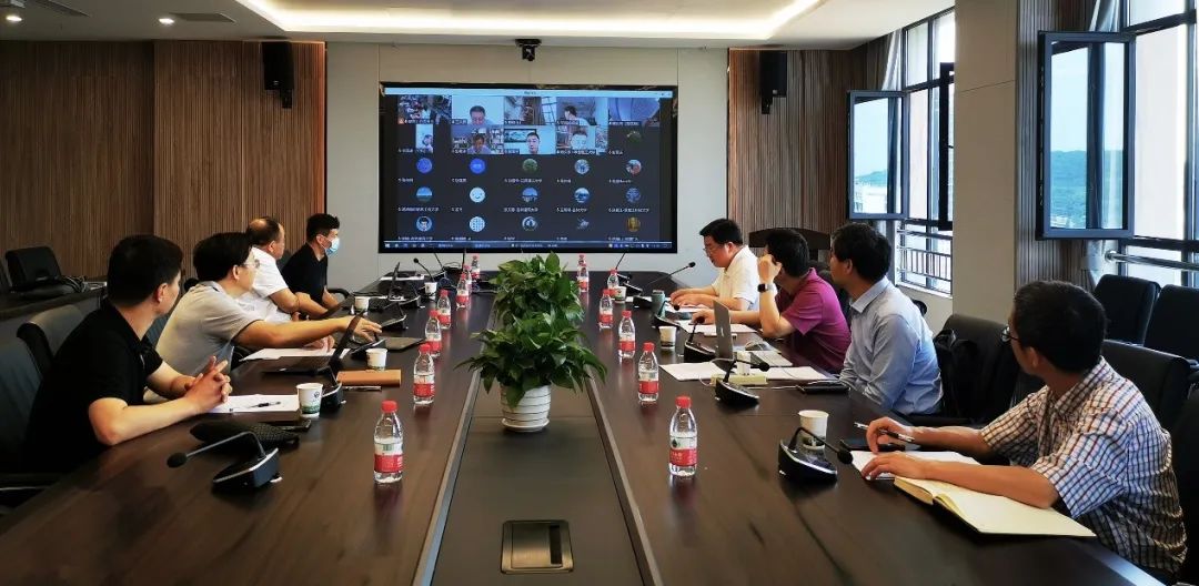 中国测绘学会第十三届理事会教育工作委员会召开第一次全体委员会议