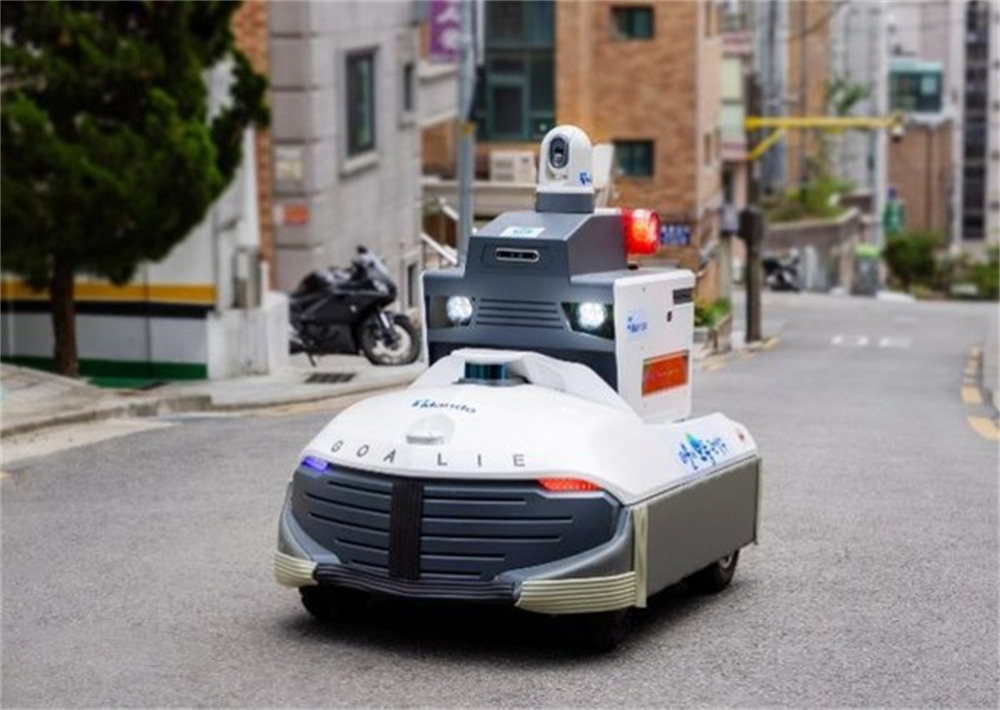 总台记者看世界丨在首都闹市区打一辆无人驾驶的Taxi感觉如何？首尔推出江南style