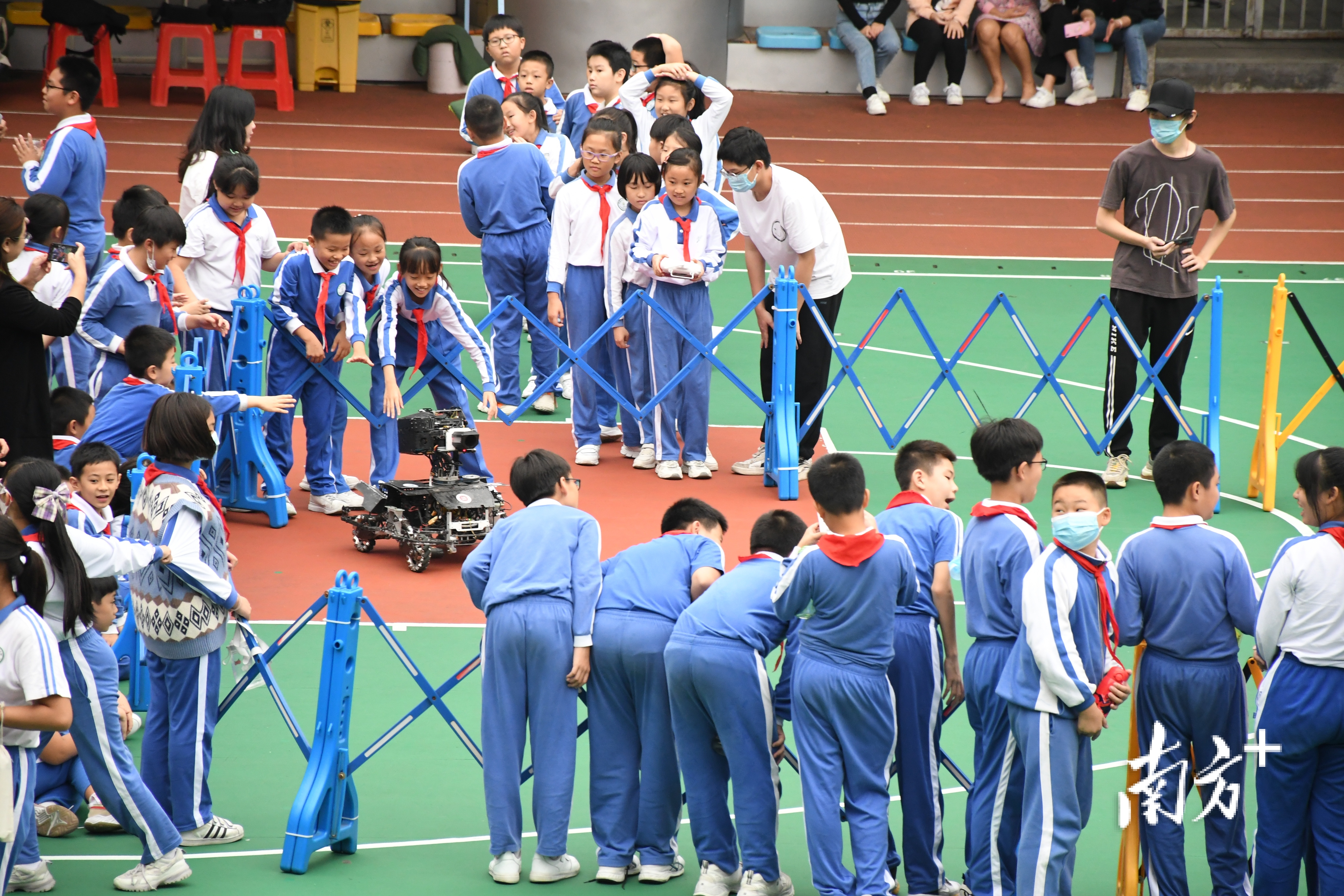 深圳市桂园小学：办一所安静而丰富的学校(图10)