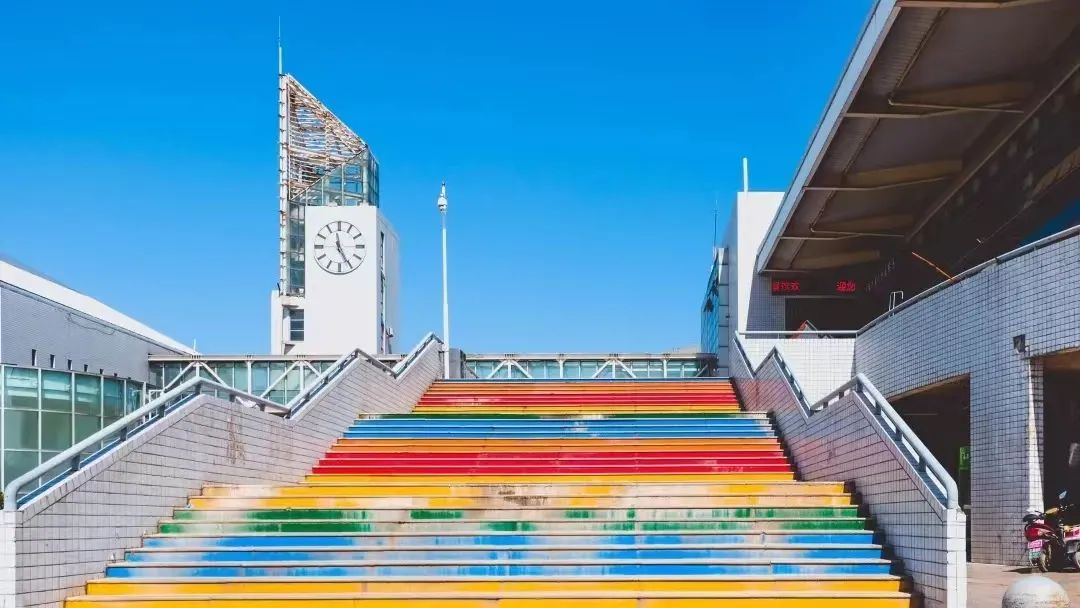 这是华水，欢迎来到你的主场！