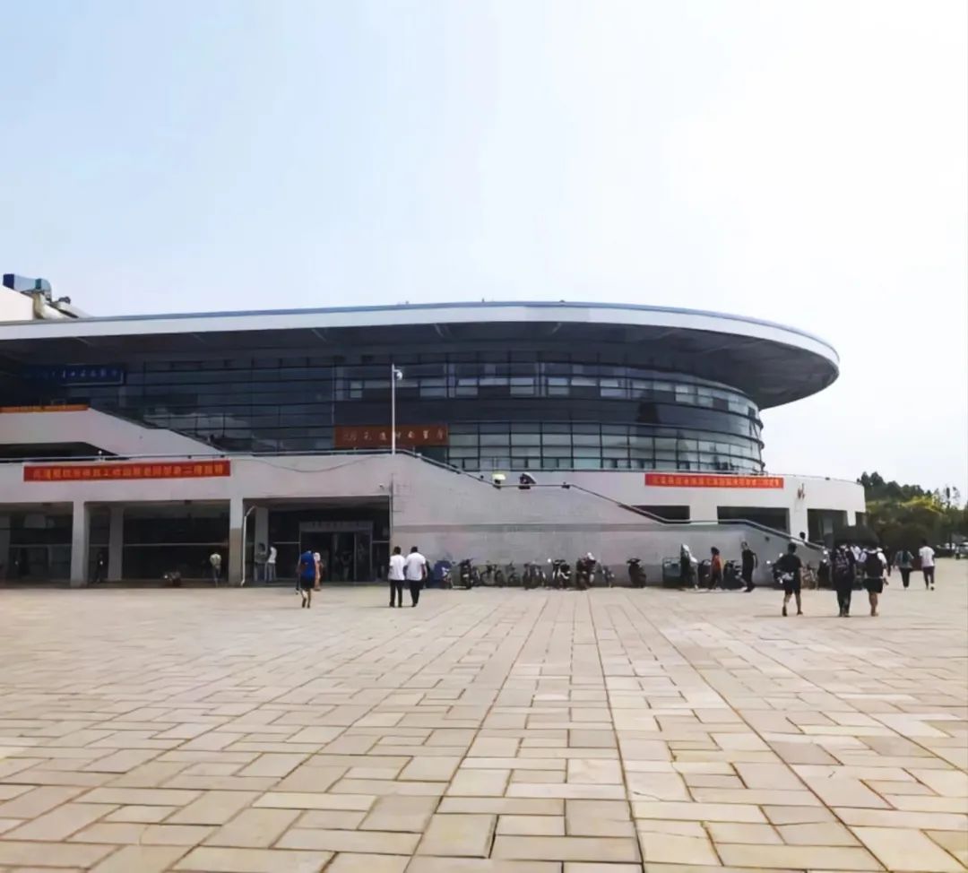 这是华水，欢迎来到你的主场！