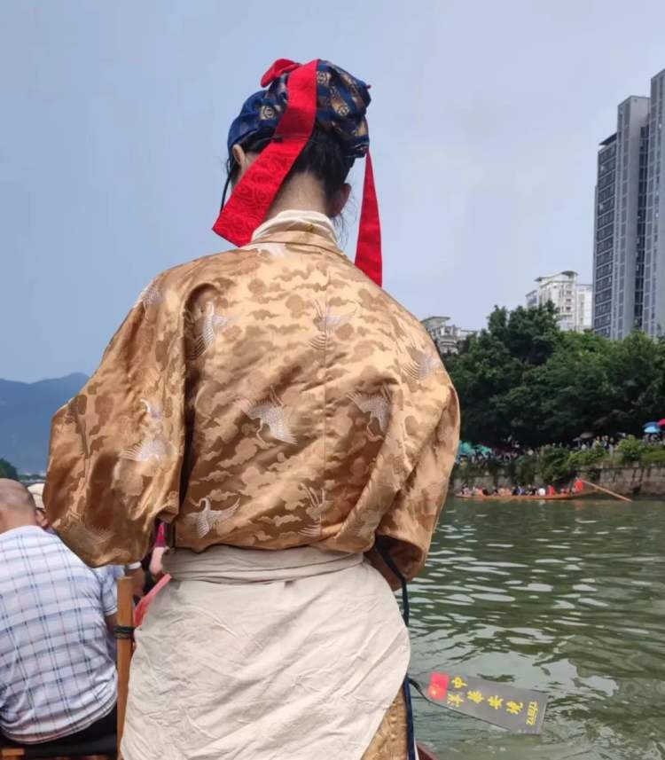 他们拍的野生古装戏，我疯狂安利