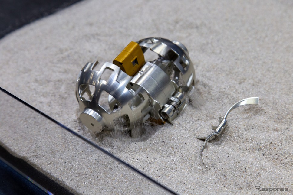 TAKARATOMY奇巧探月机器人公开亮相 预定年内登月