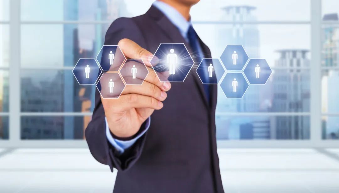 深度拆解：你要的美妆数字化零售样本