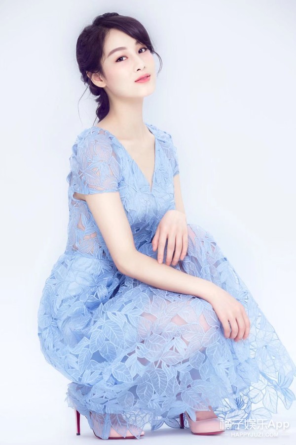 还记得《旋风少女》的方婷宜吗？合作的人都火了就自己不火？