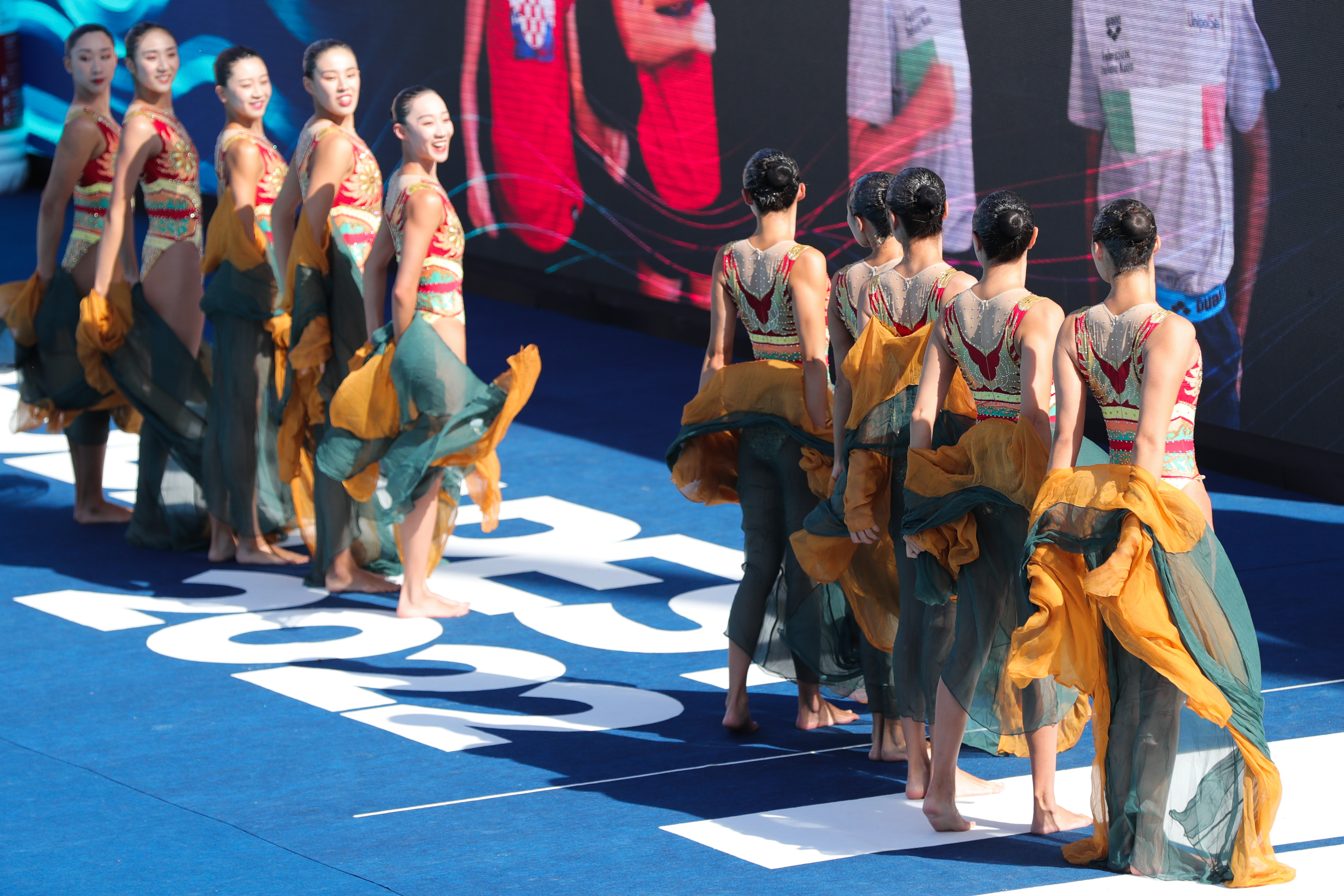 （体育）游泳——世锦赛：中国队惊艳亮相花样游泳表演秀(2)
