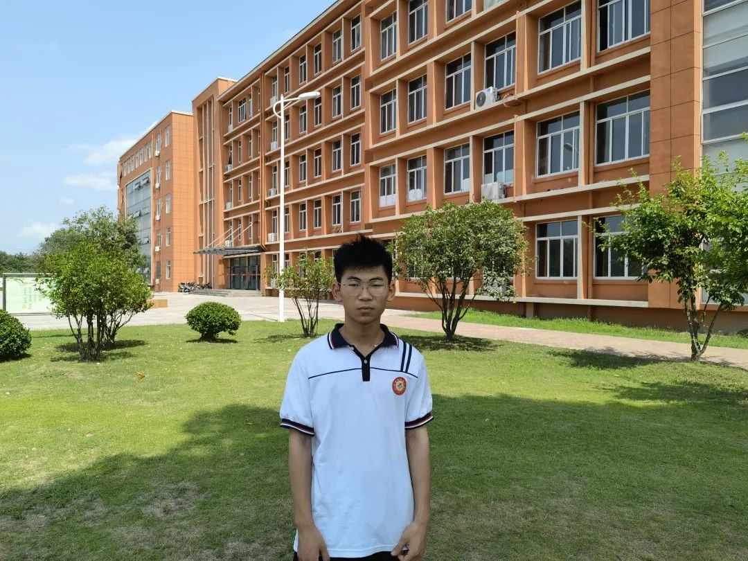 祝贺！新安中学，好样子