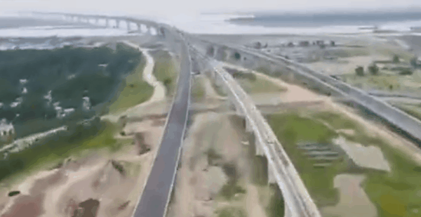 �ϼ��������������ʽͨ�����ù����������й�ս���ڴ����Ͽս����ؼ�����