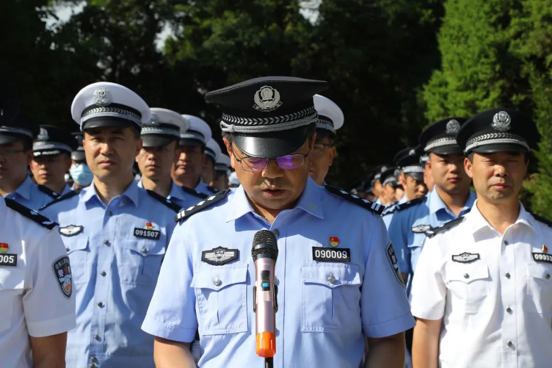 临夏州公安局举行“党旗照我去奋斗”庆祝建党101周年主题党日活动